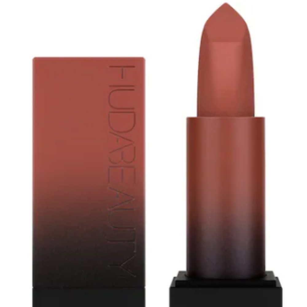 HUDA BEAUTY Power Bullet Matte Lipstick - Interview